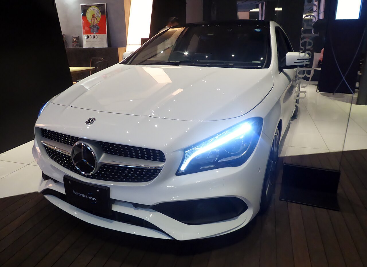 Mercedes-Benz CLA I, CLA 180 coupé AMG Style, après le restylage de 2016