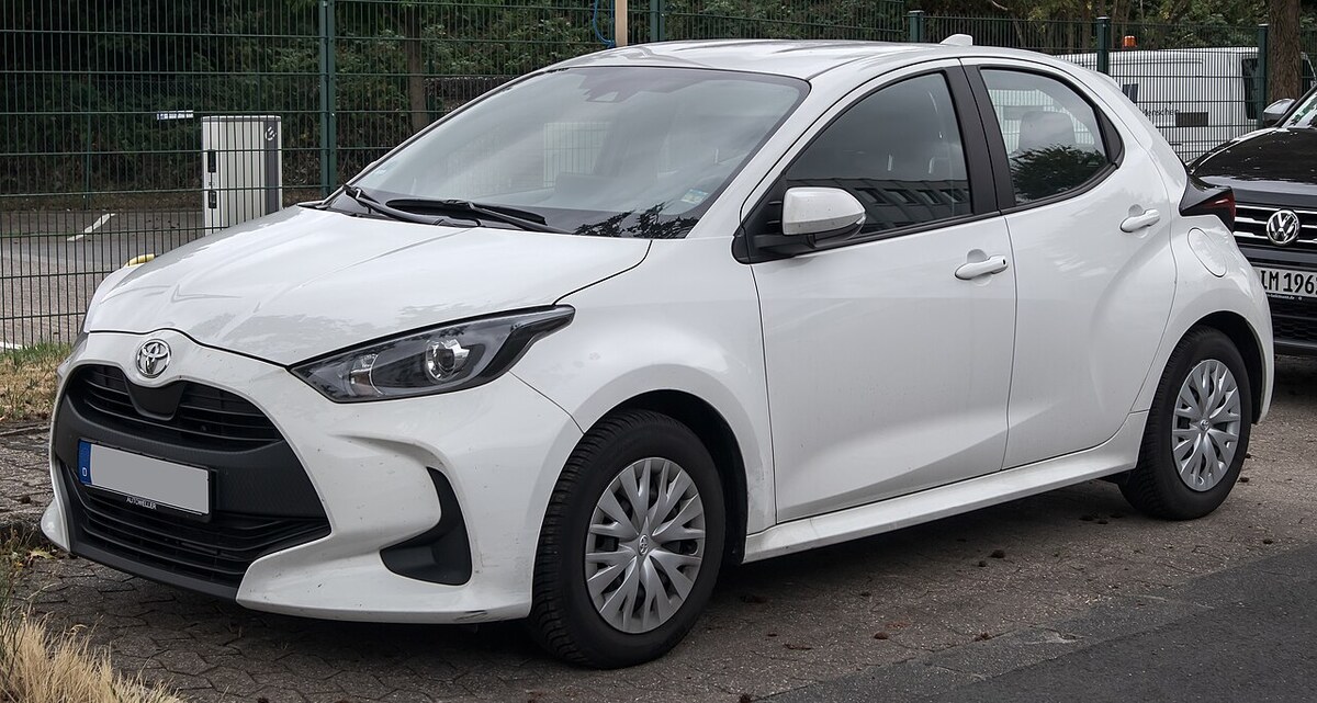 Toyota Yaris IV, Yaris IV cinq portes en finition d'entrée de gamme